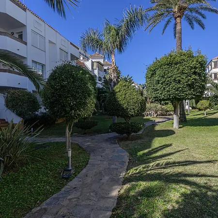 Benalmar Playa 아파트 *